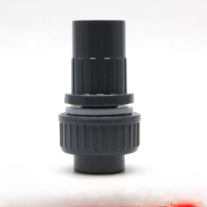 Śrubunek/przelot ze złączką 32mm 